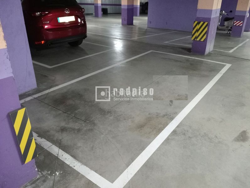 Foto 5c216625-4495-4cd0-8f82-811d24eb3661. Rent flat with heating parking pool in Rejas Madrid