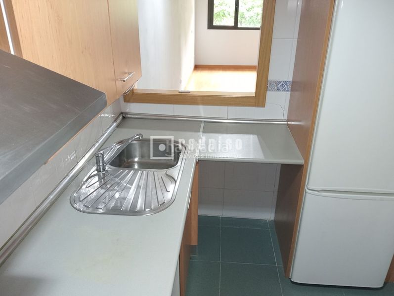 Foto 879643c0-6787-48b0-9e91-b4591c3cbb16. Rent flat with heating parking pool in Rejas Madrid