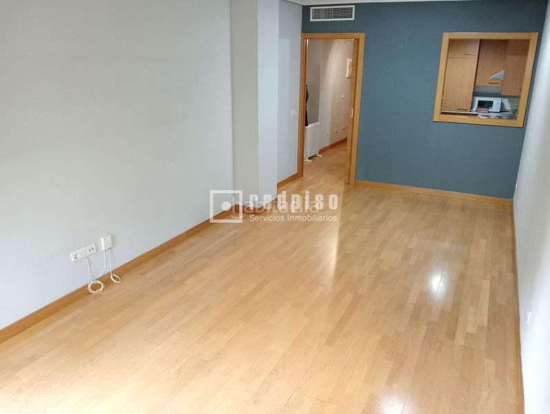Foto 9e8e0acf-8c45-44b6-97cb-f0301fd0f484. Rent flat with heating parking pool in Rejas Madrid