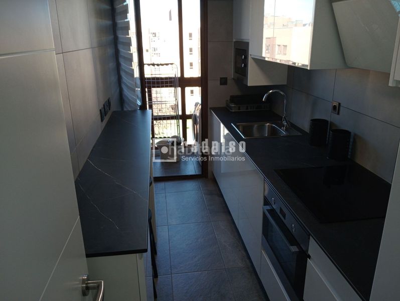 Foto 338e1b76-dd7d-4597-805d-6c005f45308d. Lloguer pis amb calefacció piscina a Rejas Madrid