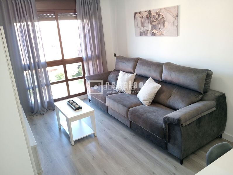 Foto bdd0e0cd-d2d9-4065-850a-e6ca683ac543. Lloguer pis amb calefacció piscina a Rejas Madrid