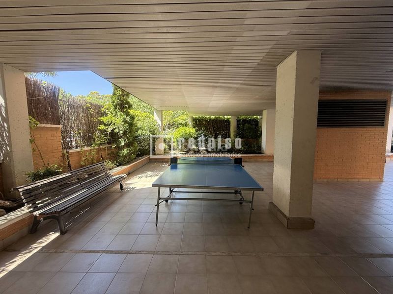 Foto 222ec525-29b9-401a-819a-b3aae913b724. Flat with heating parking pool in Las Tablas Madrid