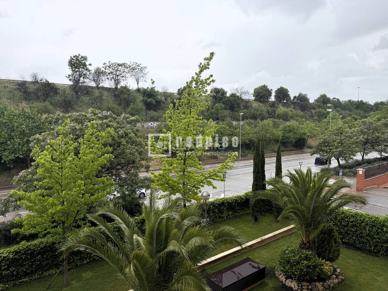 Foto 3d25fce3-7376-44f1-86fc-246d907fb368. Flat with heating parking pool in Las Tablas Madrid