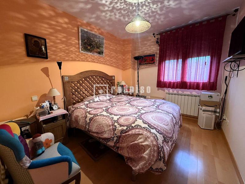 Foto be46a030-8c33-4a27-8122-944e71dbf1ec. Flat with heating parking pool in Las Tablas Madrid
