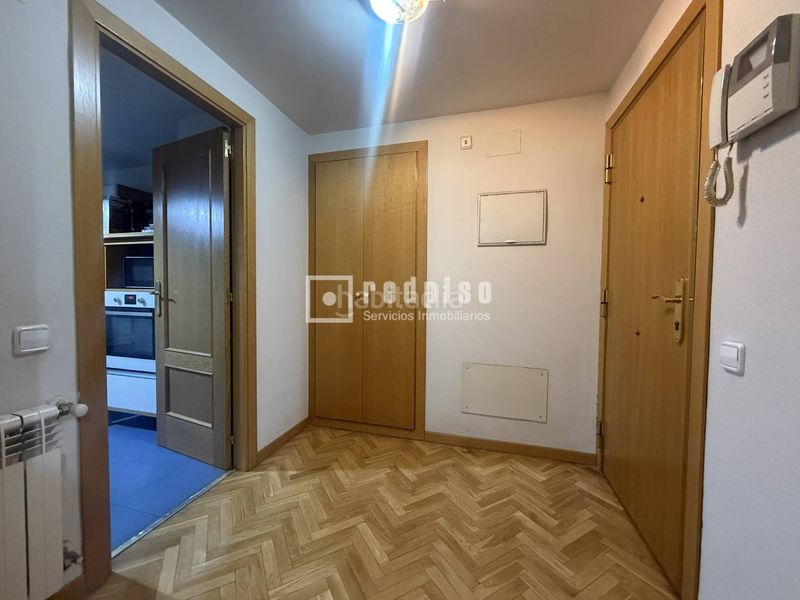 Foto 33d79538-d2f1-4c66-abc0-550055c63189. Flat with heating parking pool in Las Tablas Madrid