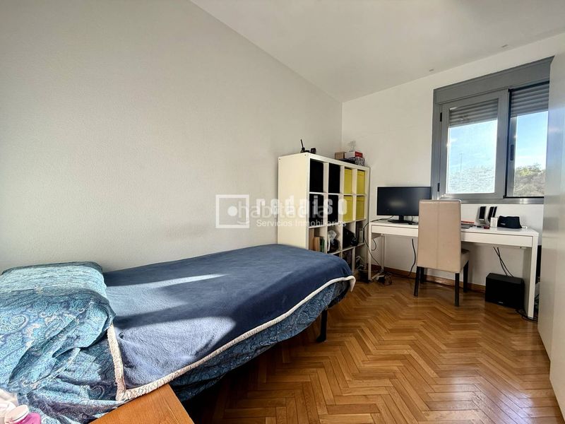 Foto 4c518940-03f5-4543-ab16-d9d4455c20ef. Flat with heating parking pool in Las Tablas Madrid