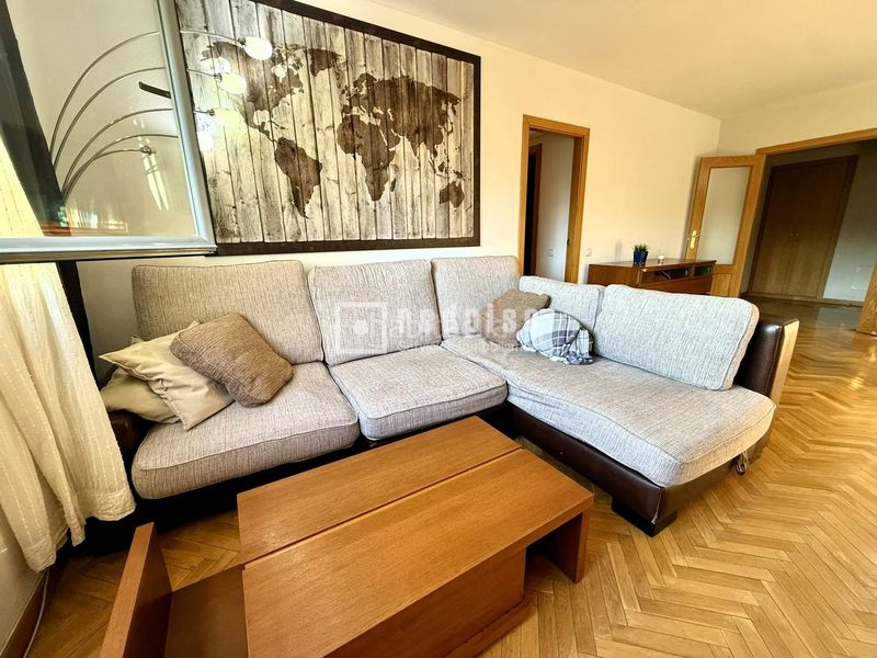 Foto 5877052b-c32d-4419-af51-d5dd266b3e03. Flat with heating parking pool in Las Tablas Madrid