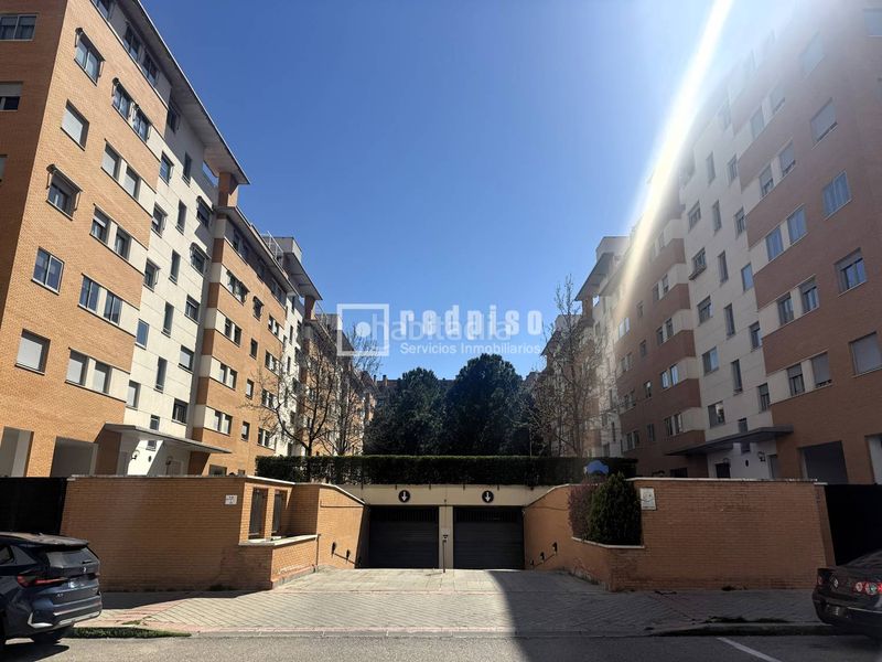 Foto 5b0e7438-58fe-4fef-9e4c-dec5be0ead89. Flat with heating parking pool in Las Tablas Madrid