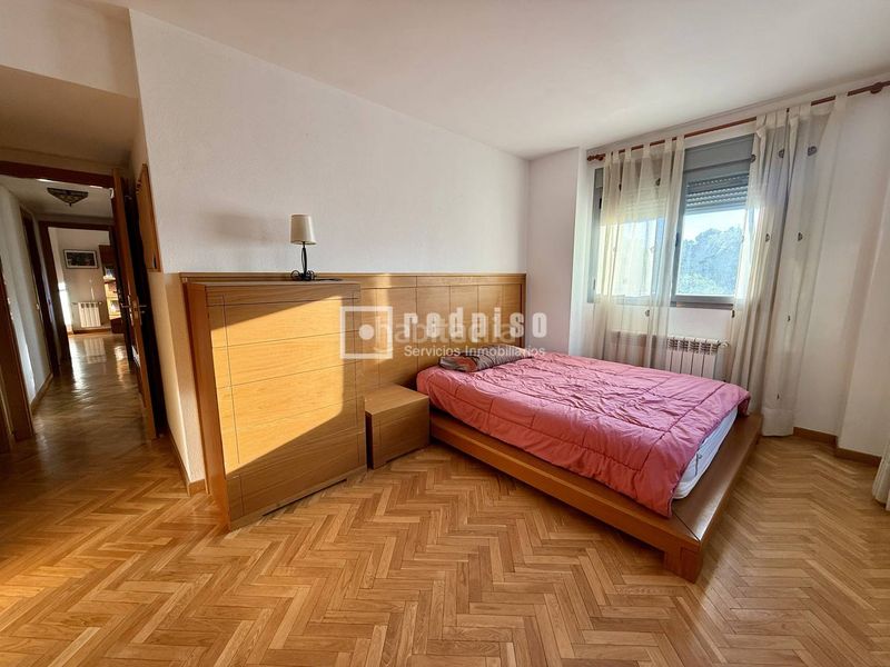 Foto efa8656b-8967-43d3-8ce4-4880e7f53d5f. Flat with heating parking pool in Las Tablas Madrid