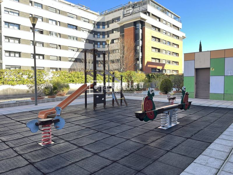 Foto a828f38f-776e-45a4-804b-21b2b91e9819. Pis amb calefacció aparcament piscina a Las Tablas Madrid