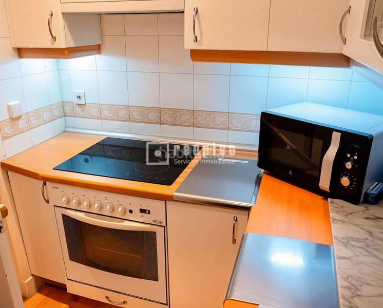 Foto caf69a41-0e0b-4bea-89a9-4a94c482eb68. Pis a Arapiles Madrid