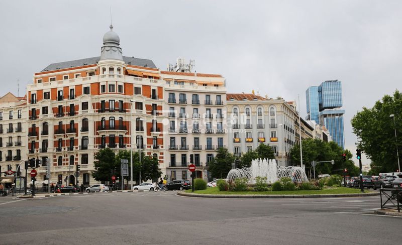 Foto 59950b57-eee8-48d6-8f5d-355cb14a343b. Aparcament cotxe a Trafalgar Madrid