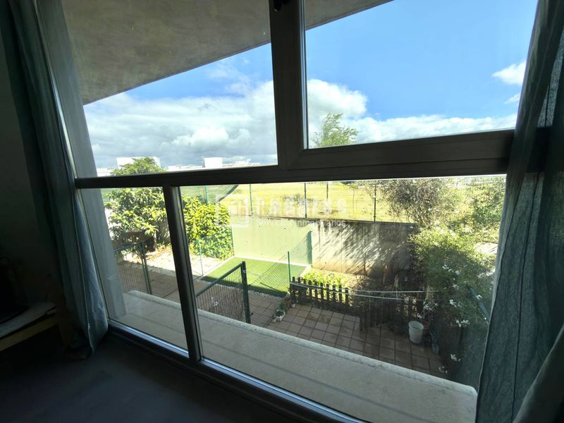 Foto 0ea57c13-ee20-4460-9ca6-97221b6f2982. Loft amb calefacció aparcament piscina a Zona Industrial Tres Cantos