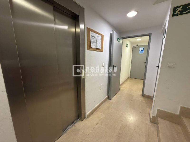 Foto a739fc3b-3e73-46e1-aa5c-39424c20a739. Loft amb calefacció aparcament piscina a Zona Industrial Tres Cantos