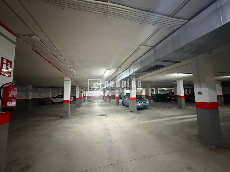 Foto 2b81645d-6fc7-4bd7-a5fb-7a29467fbc53. Loft amb calefacció aparcament piscina a Zona Industrial Tres Cantos