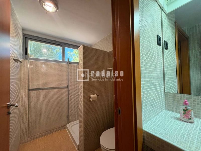 Foto 40beab8d-01dc-4d21-b07a-3a63396404db. Loft amb calefacció aparcament piscina a Zona Industrial Tres Cantos