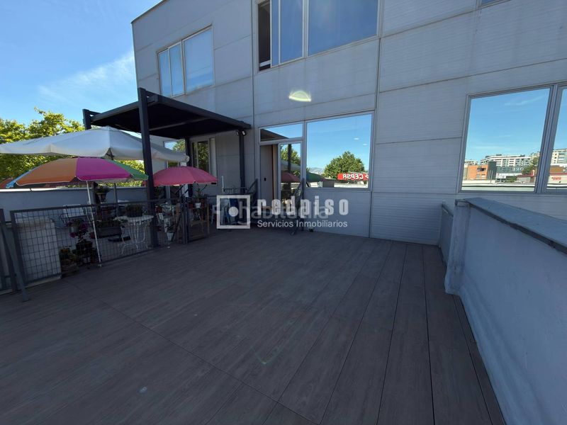 Foto 5b321d47-a99b-46c9-b921-96bfab7acbbc. Loft amb calefacció aparcament piscina a Zona Industrial Tres Cantos
