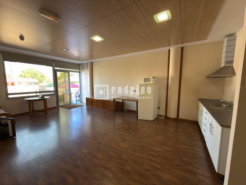 Foto bdb46a12-a7cb-4f6f-8f9e-055da3fb104b. Loft amb calefacció aparcament piscina a Zona Industrial Tres Cantos