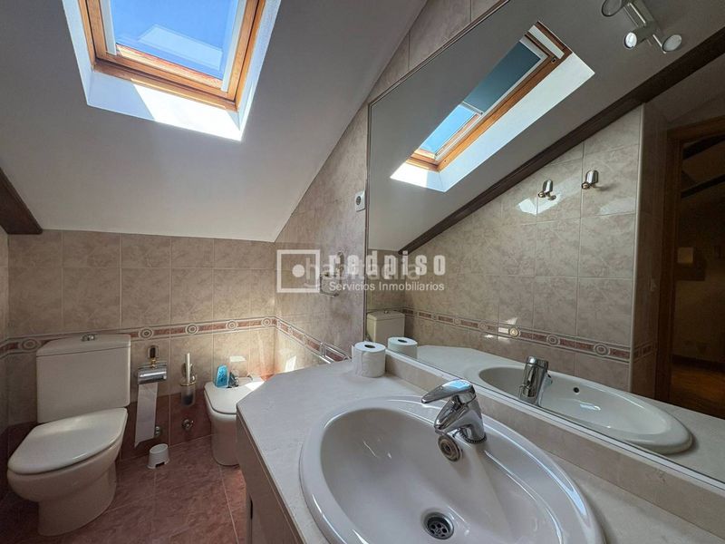 Foto 2a9f9fe6-d167-45d9-a7ce-183382847260. Chalet en Estación-Centro Tres Cantos