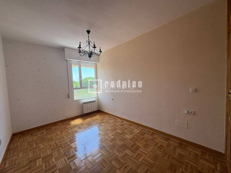 Foto a6453fc1-b644-4c60-96a8-4bd690f3e4b7. Chalet en Estación-Centro Tres Cantos