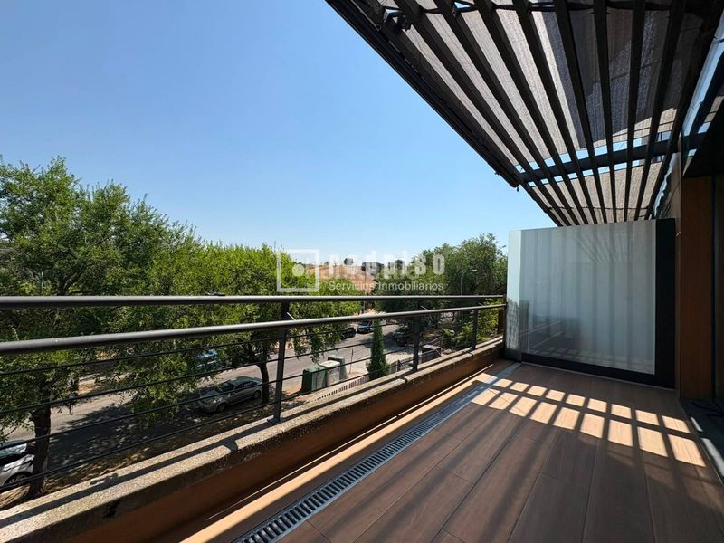 Foto 00dbeac8-5267-4d21-bbdf-e4e5160bbfeb. Loft amb calefacció aparcament piscina a Zona Industrial Tres Cantos