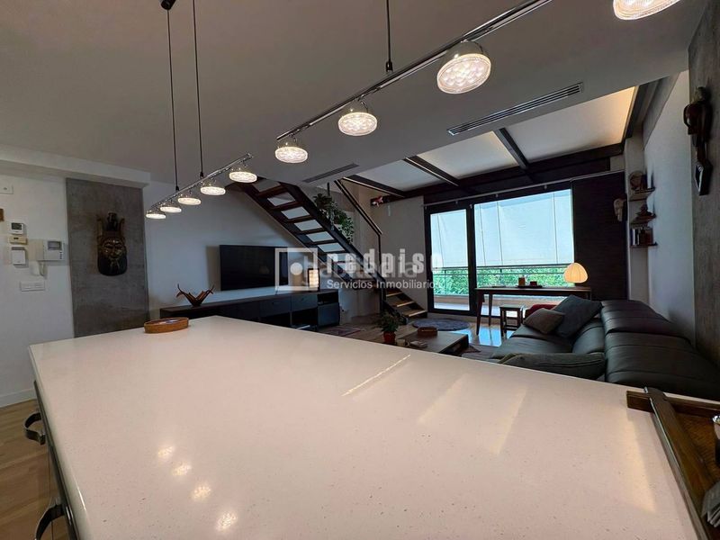 Foto 08d3c0fa-3943-4e9c-8dda-09a707f5376f. Loft amb calefacció aparcament piscina a Zona Industrial Tres Cantos