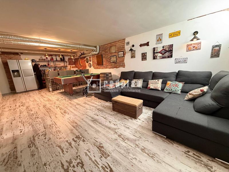 Foto 4de7e1b6-0260-447e-9624-42648c372bc0. Chalet with heating parking in primera fase-nuevo Tres Cantos Tres Cantos