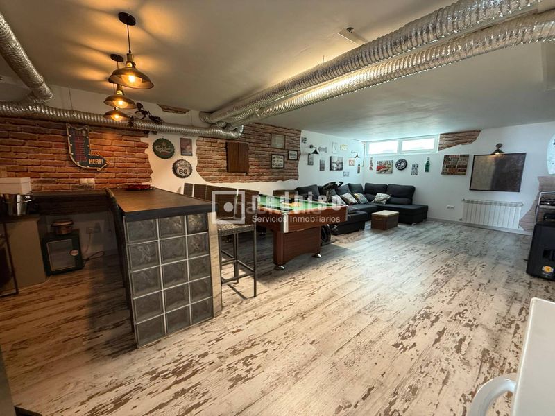 Foto 6b9f3635-05a4-4234-93c9-f42e4cb518e4. Chalet with heating parking in primera fase-nuevo Tres Cantos Tres Cantos