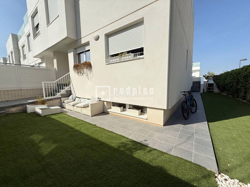 Foto 87cf5ec8-5bb1-47e5-83b0-d62c9b9ffe94. Chalet with heating parking in primera fase-nuevo Tres Cantos Tres Cantos