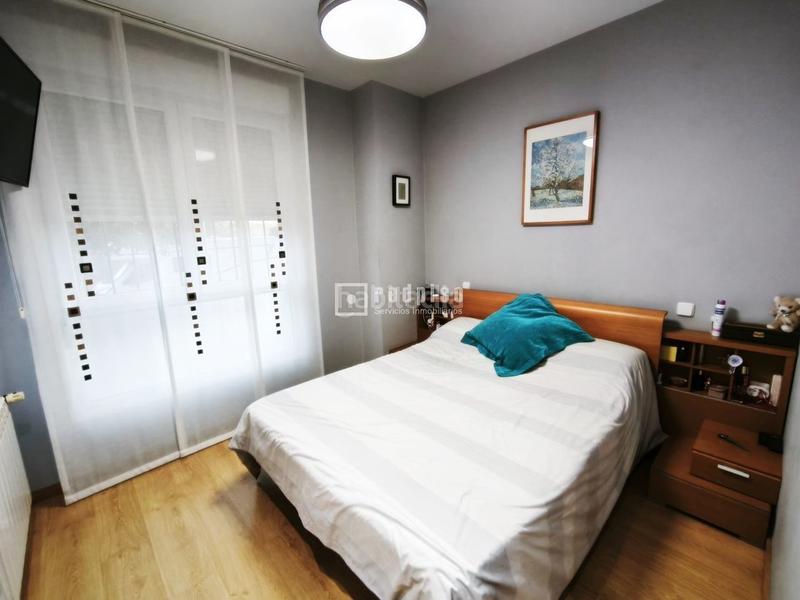 Foto b0b1357d-f299-44c2-b2b9-3fde64bfff5f. Pis amb calefacció aparcament piscina a Sur - PAU 4 Móstoles