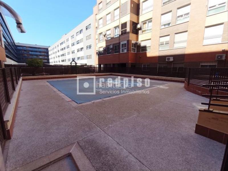 Foto ef326908-c915-4f4d-b18b-b1d1e67c59e3. Pis amb calefacció aparcament piscina a Sur - PAU 4 Móstoles