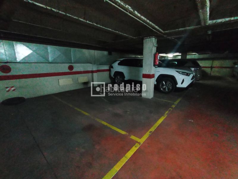 Foto 9b0bdfec-c976-4920-88b5-b56235a3e155. Aparcament cotxe a Suroeste - Zona Hospital Móstoles