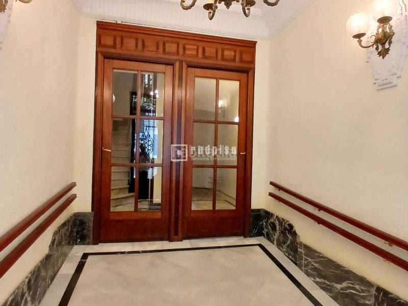 Foto 07b912b7-6a7d-4574-955f-86be9ca776d3. Alquiler piso magnífico piso señorial en alquiler. calle ferraz. en Madrid