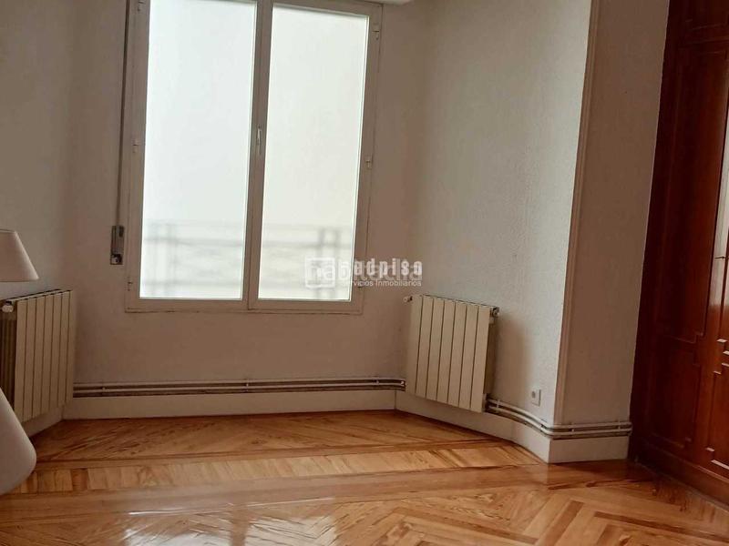 Foto 30f6d206-089a-4340-9d13-0e839983ea40. Alquiler piso magnífico piso señorial en alquiler. calle ferraz. en Madrid