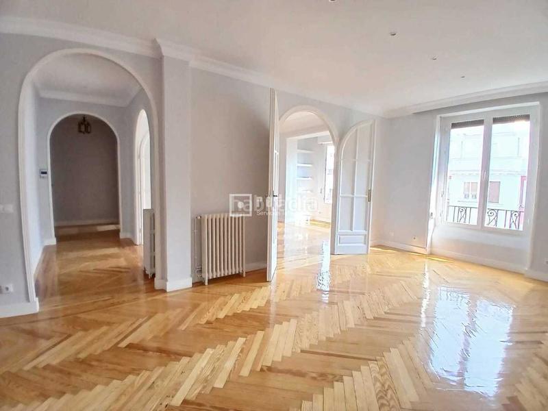 Foto 6f1f3ce6-eeff-4900-8276-7d869a17a8f9. Alquiler piso magnífico piso señorial en alquiler. calle ferraz. en Madrid