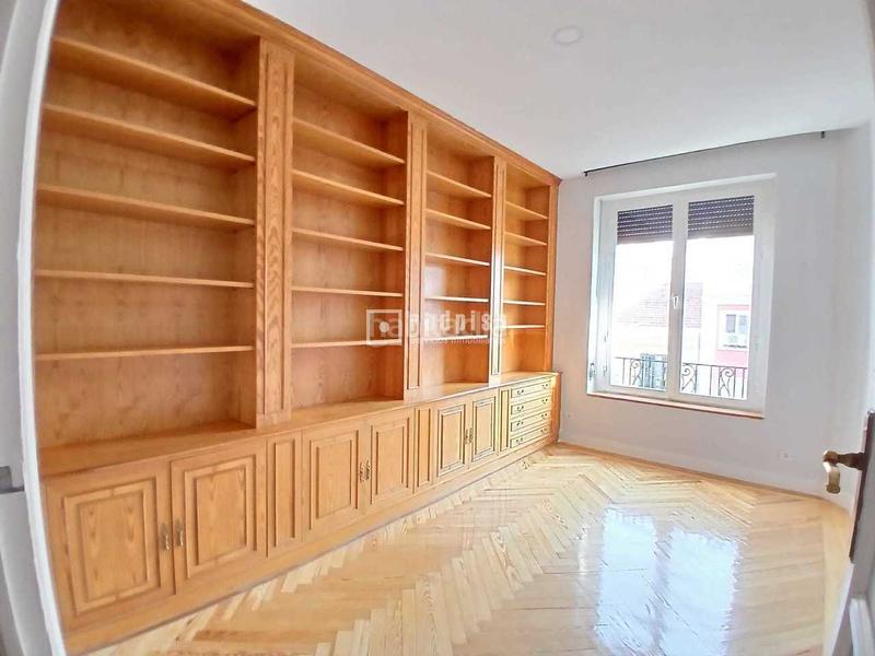 Foto 7842be08-a762-440e-9655-f417b22e40a0. Alquiler piso magnífico piso señorial en alquiler. calle ferraz. en Madrid