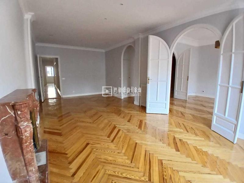 Foto 850d034c-12cf-4289-a09f-7209b35d8fad. Alquiler piso magnífico piso señorial en alquiler. calle ferraz. en Madrid