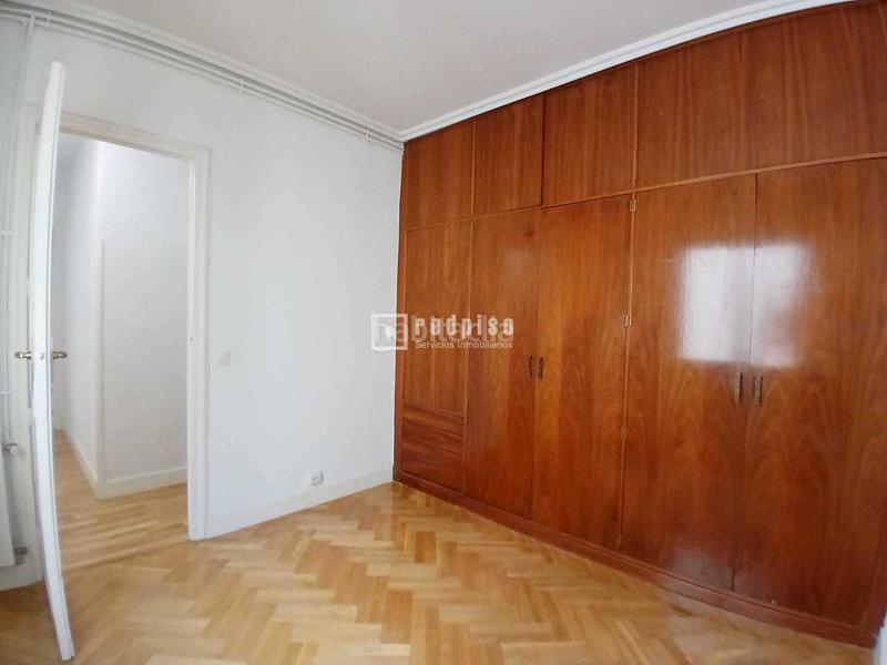 Foto babe91fa-aed4-4181-8412-53de619e2fd9. Alquiler piso magnífico piso señorial en alquiler. calle ferraz. en Madrid