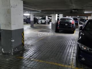 Parking coche en MELENDEZ VALDES