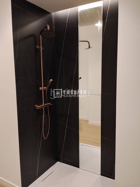 Foto cca686aa-3481-4415-9b2b-78f9188f9faf. Piso en Gaztambide Madrid