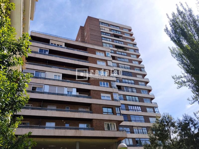 Foto 08d33a9b-9bf7-489b-8861-171c1c3e354b. Piso en Gaztambide Madrid