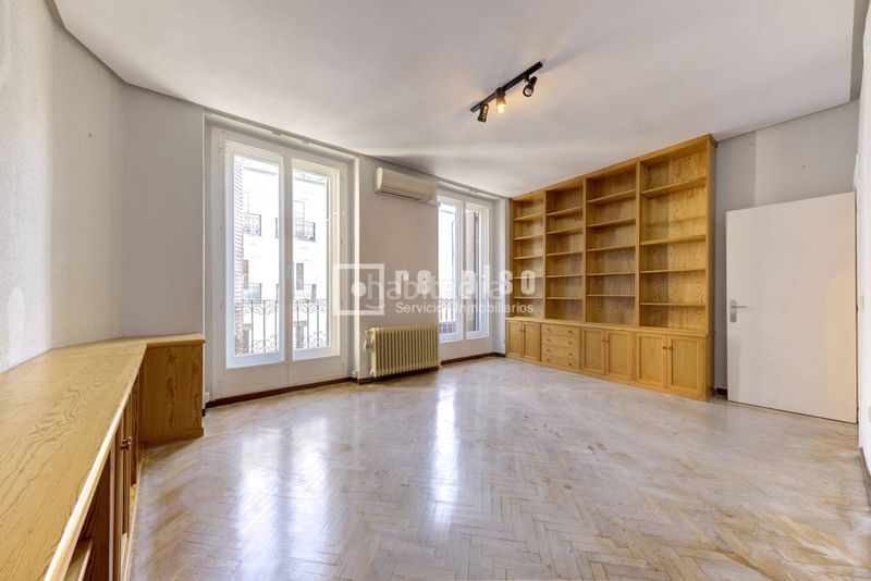 Foto 3ad9ecc5-ddf1-4248-900f-2078edcefc6c. Piso en Justicia-Chueca Madrid