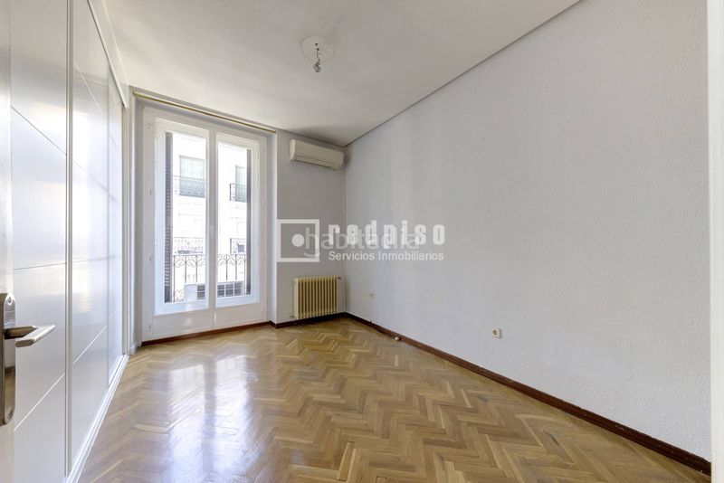 Foto 6846cea6-b3bf-4c93-b65e-0fa37b2e3044. Piso en Justicia-Chueca Madrid