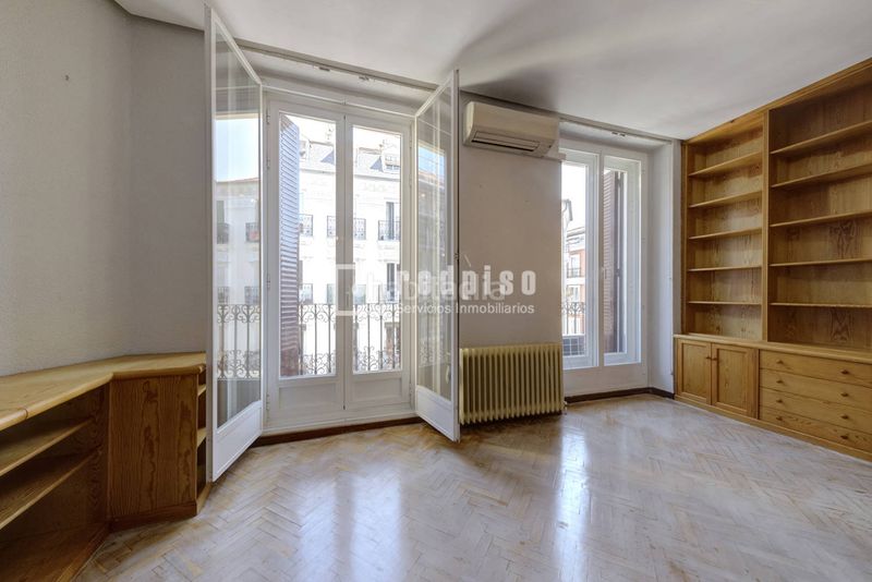 Foto 88f56826-ba32-4c5b-872e-619a9bb569ec. Piso en Justicia-Chueca Madrid