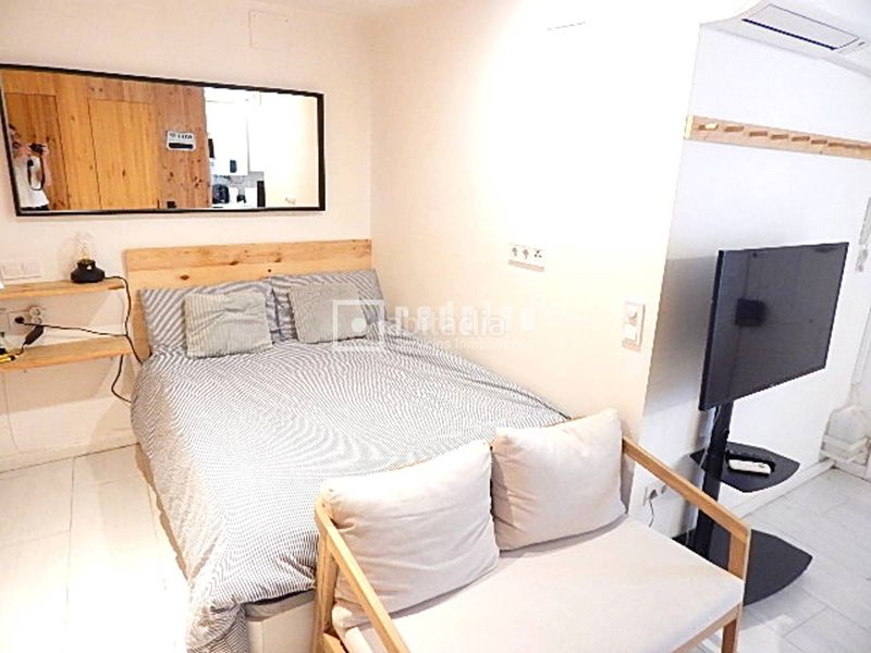 Foto f6d0f708-0524-4bb4-8a49-b24c66916202. Estudio en Justicia-Chueca Madrid