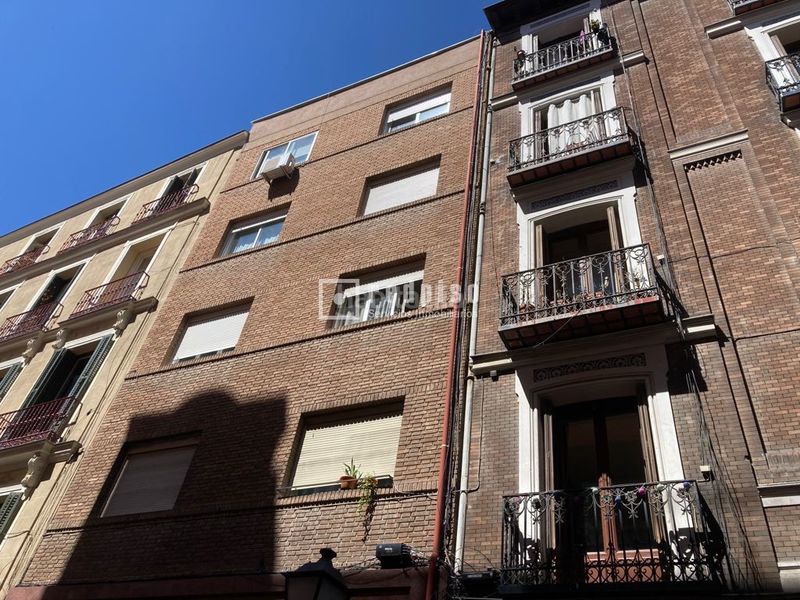 Foto b4ff5124-d1d0-4696-9200-9204def35b82. Miete autoparkplatz in Universidad-Malasaña Madrid