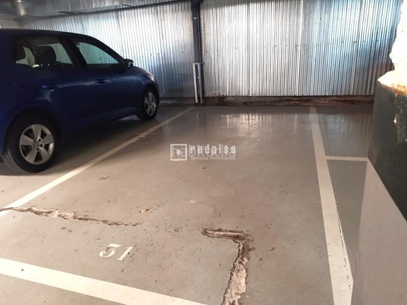 Foto 4cdcfde4-de62-4bf4-8521-c6bd7fca7d9b. Location parking voiture dans Universidad-Malasaña Madrid