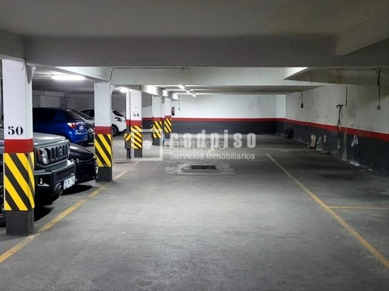 Foto 89f59687-3231-49e1-9edf-eac49a7f3761. Alquiler parking moto en Universidad-Malasaña Madrid