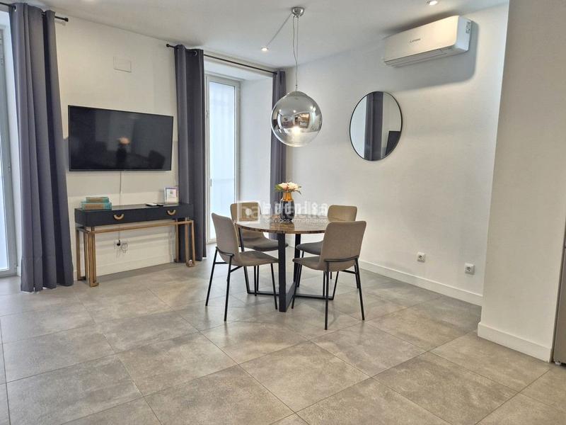 Foto 5e89100b-62e9-4c4b-8c16-55930cee846d. Loft en Universidad-Malasaña Madrid