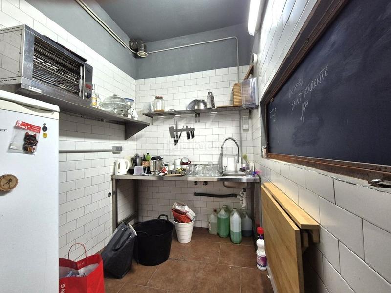 Foto f373e2a4-ecea-458b-a5be-9a28214a2b6f. Local comercial a Universidad-Malasaña Madrid